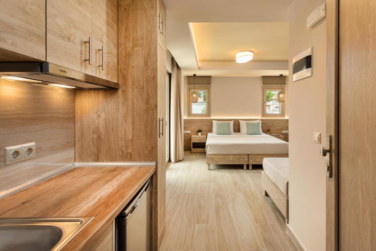 Makris Luxury Rooms Leptokaryá Exterior foto