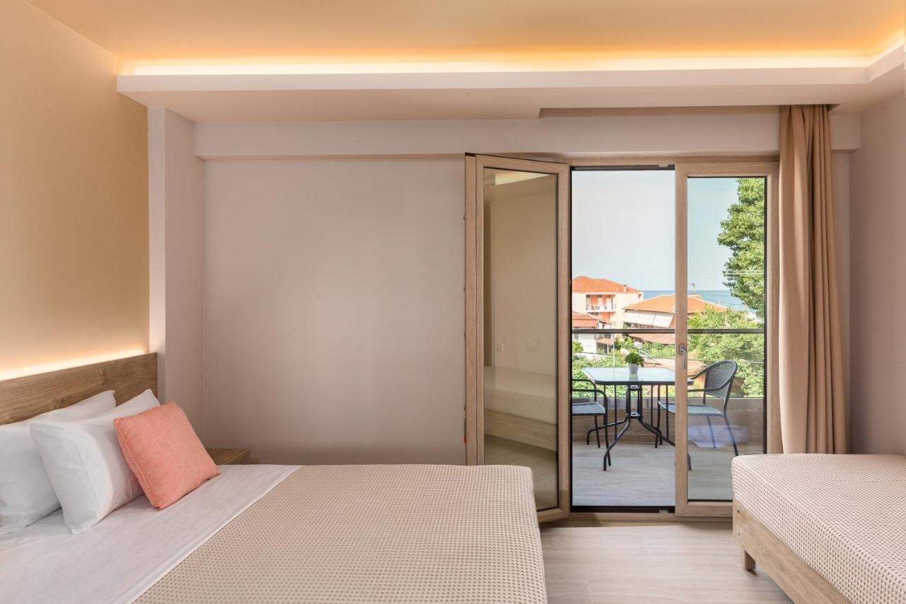 Makris Luxury Rooms Leptokaryá Exterior foto